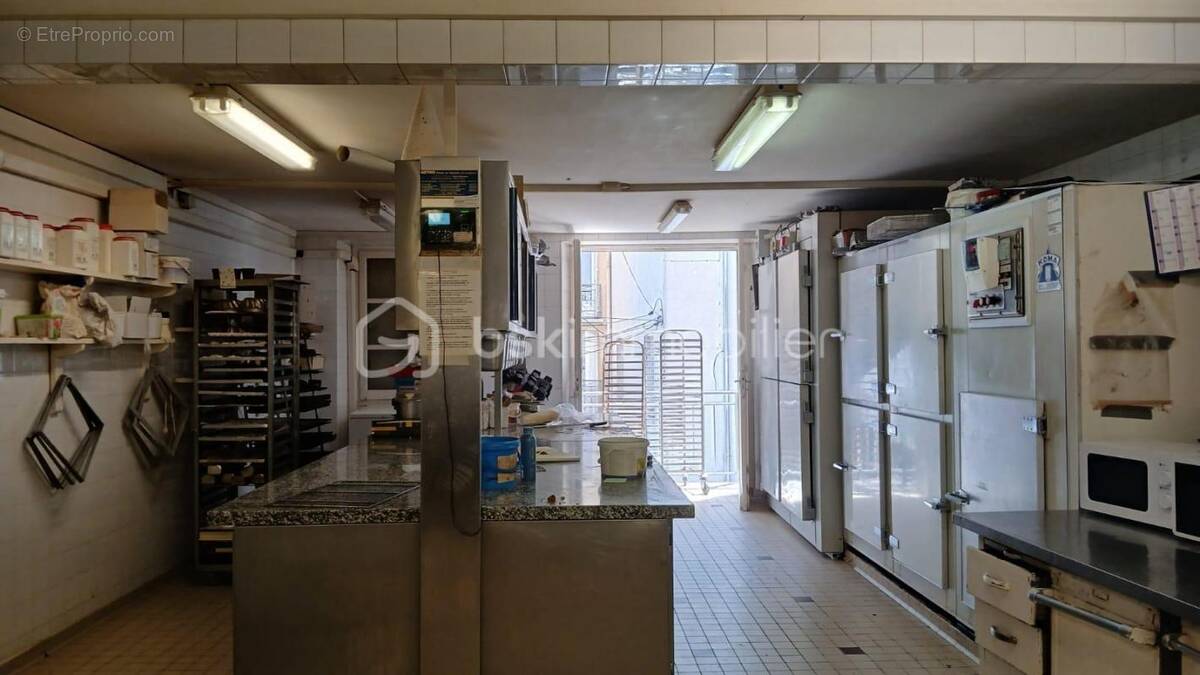 Commerce à BAGNERES-DE-LUCHON