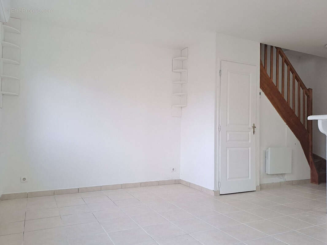 Appartement à LE PERRAY-EN-YVELINES