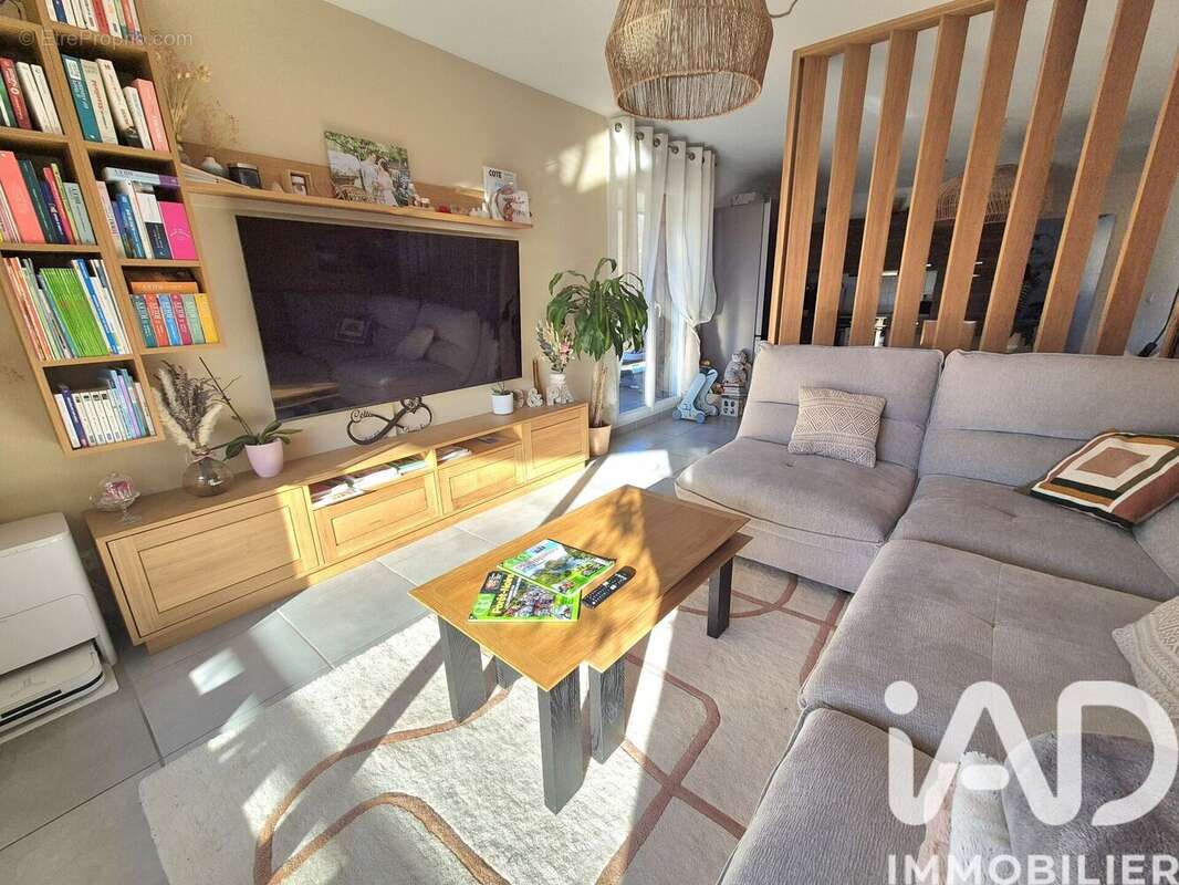 Photo 4 - Appartement à ALLONZIER-LA-CAILLE