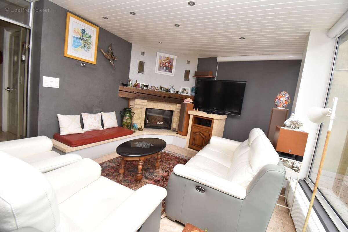 Maison 293 m² à Avesnes-Les-Aubert  - photo 4