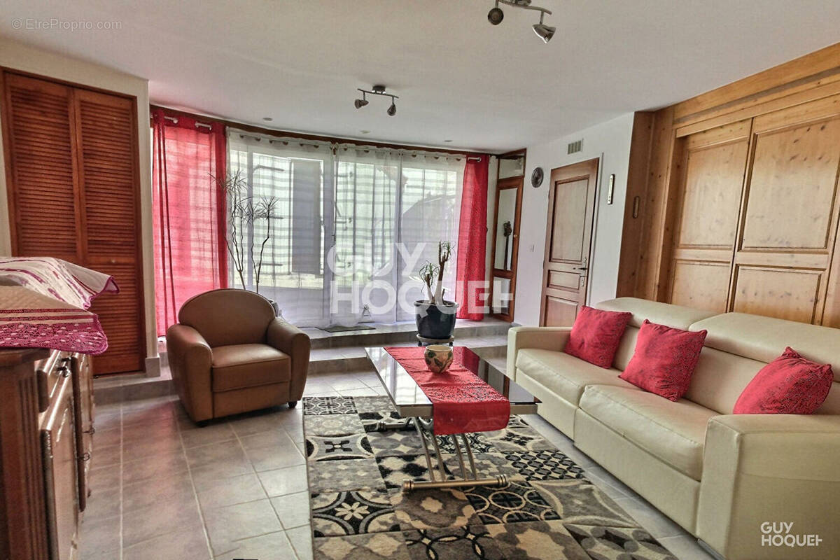 Maison à FLINS-SUR-SEINE