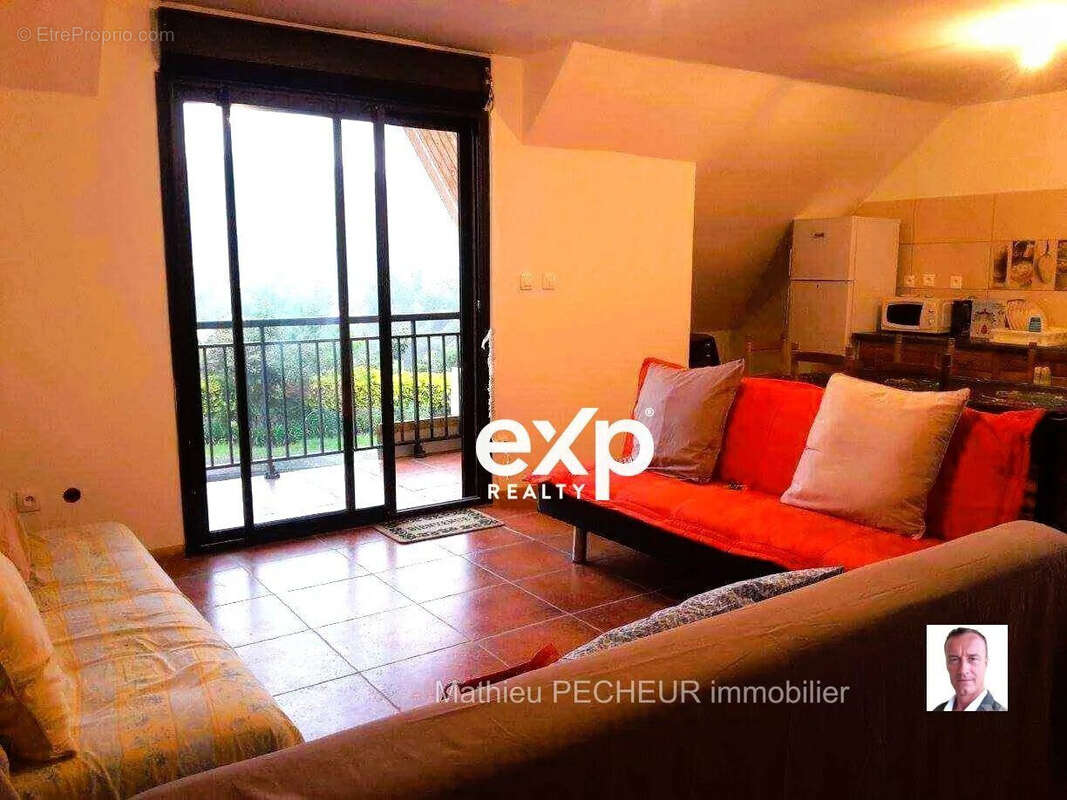 Appartement 160 m² à Saint-Louis  - photo 2