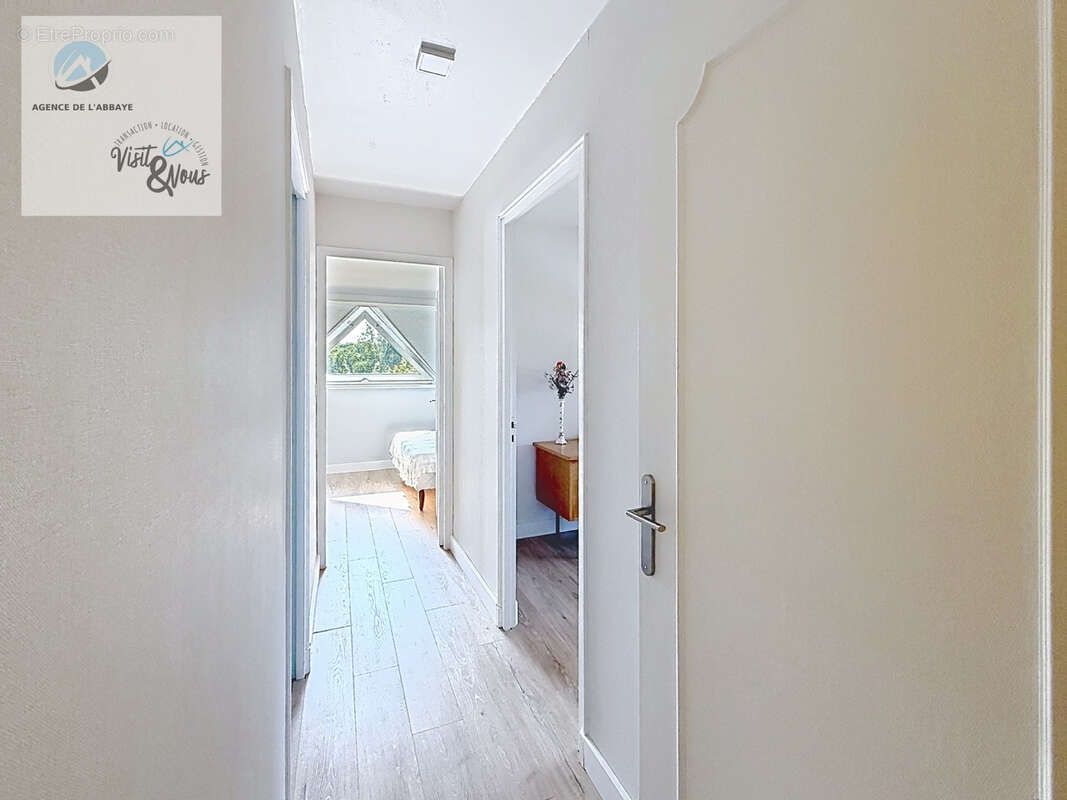PROCHE MONTIVILLIERS Maison familiale de 200 m² - photo 13