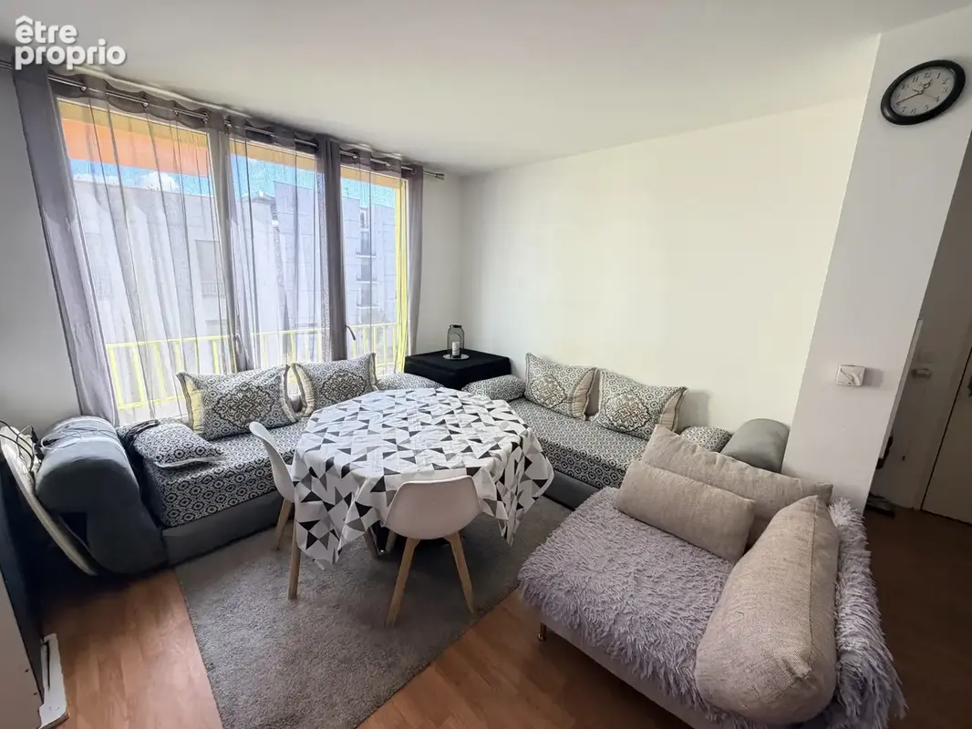 Appartement F4 73m2 Centre Ville - photo 2