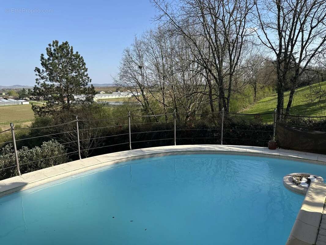 Maison à LE MAS-D'AGENAIS