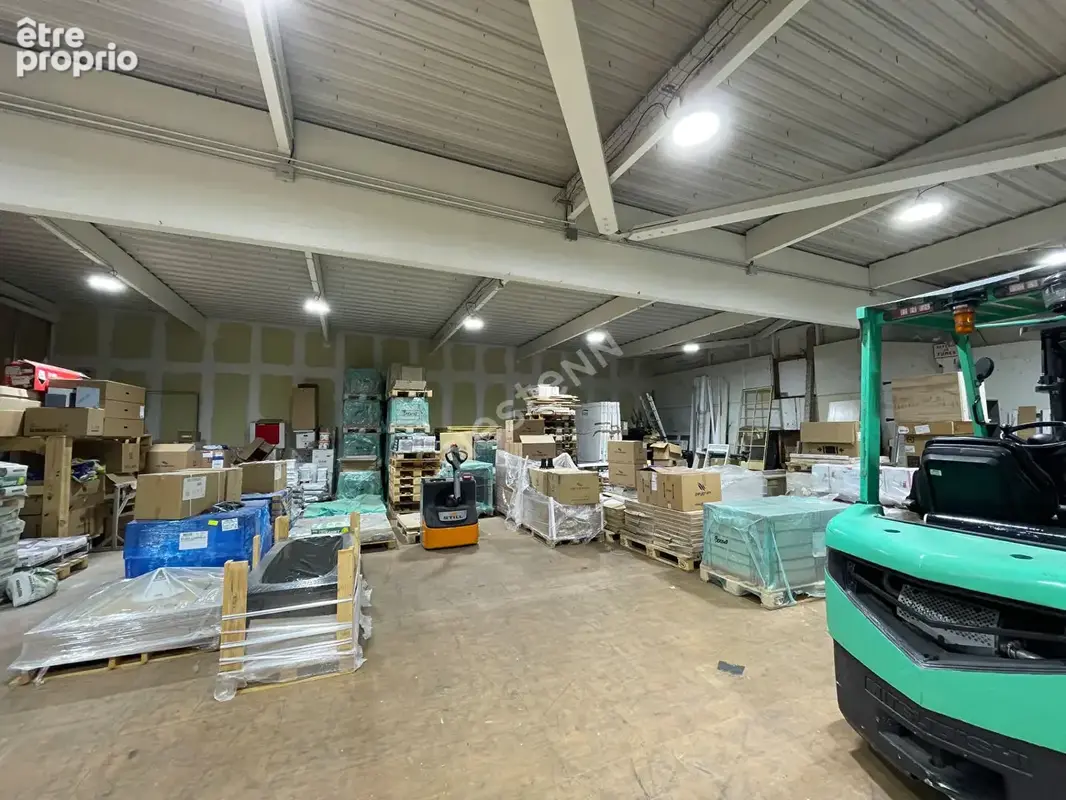 Cellule commerciale  St Avold 610 m2 - photo 6