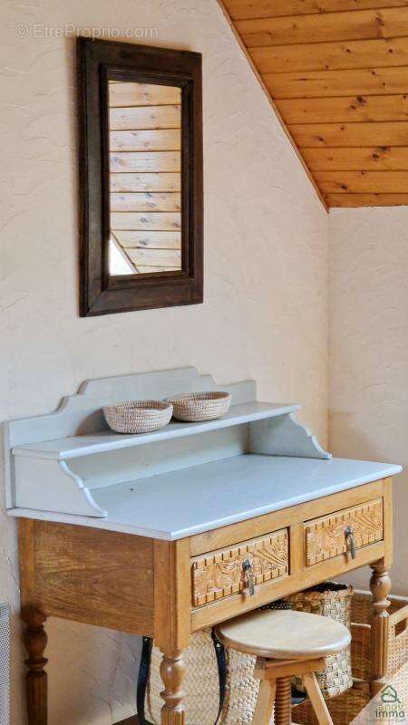 Maison à SAINT-MURY-MONTEYMOND