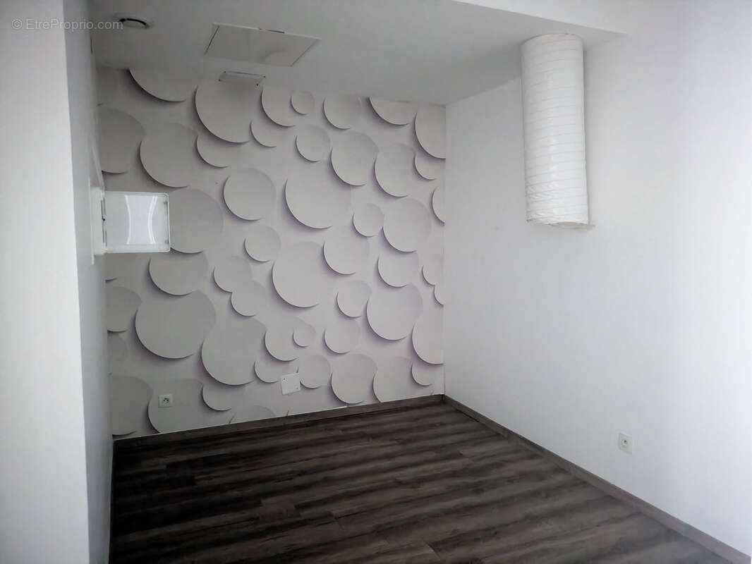 Commerce à GRUISSAN