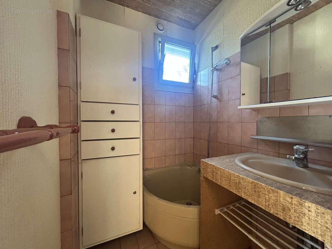 Maison à BRIE-SOUS-ARCHIAC