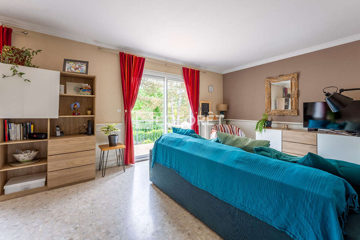 Maison à SAINT-GERMAIN-SUR-L&#039;ARBRESLE