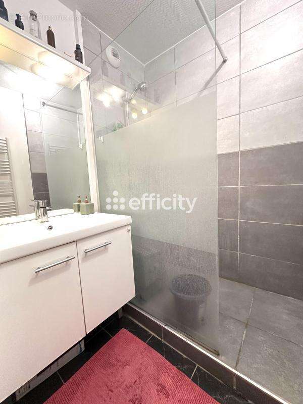 Appartement à FERNEY-VOLTAIRE