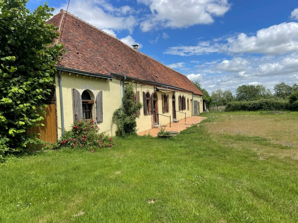 Maison à AUTHON-DU-PERCHE