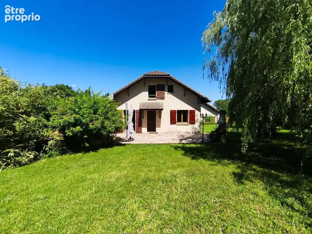 À vendre   Maison familiale à Cranves-Sales - photo 1