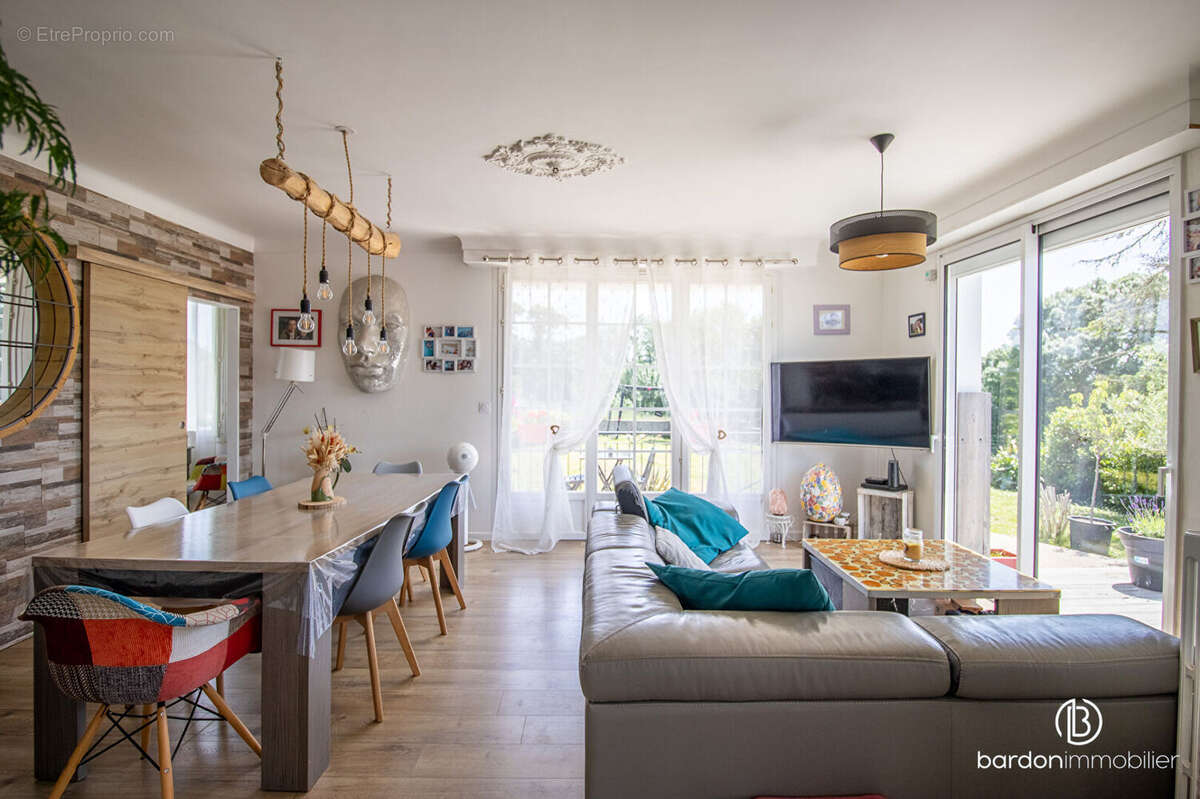 Maison 7 pièces - 137.1 m2 - Bois-De-Céné - photo 6