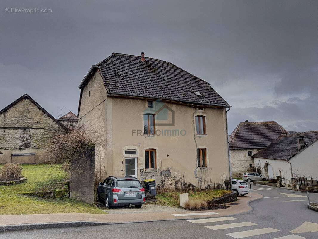 Maison à RANG