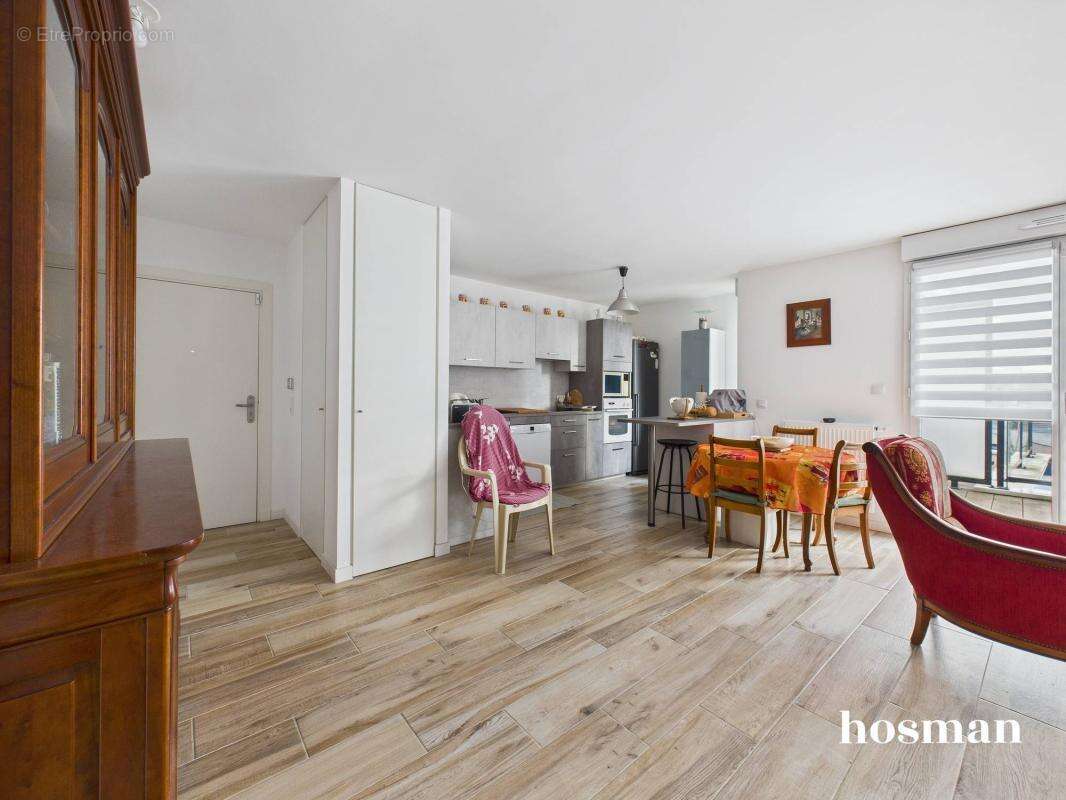 Appartement à SAINT-MAUR-DES-FOSSES