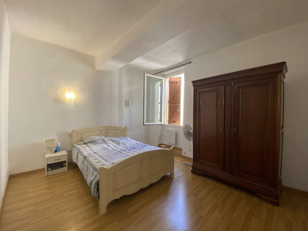 Maison à NISSAN-LEZ-ENSERUNE