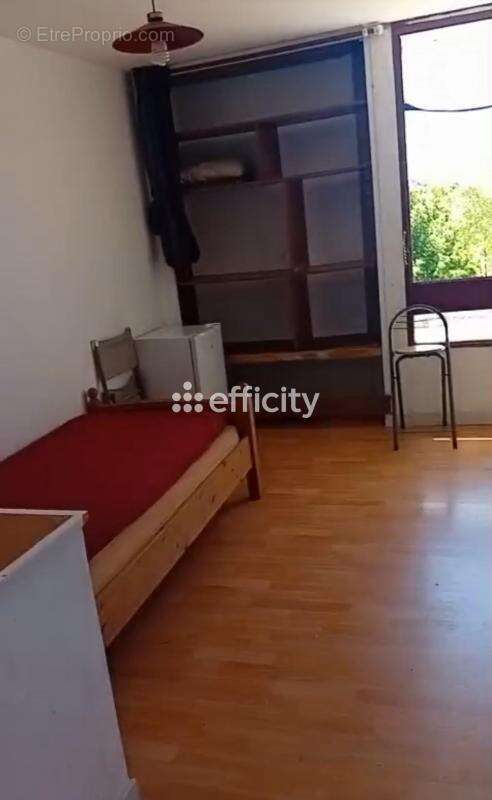 Appartement à ELANCOURT