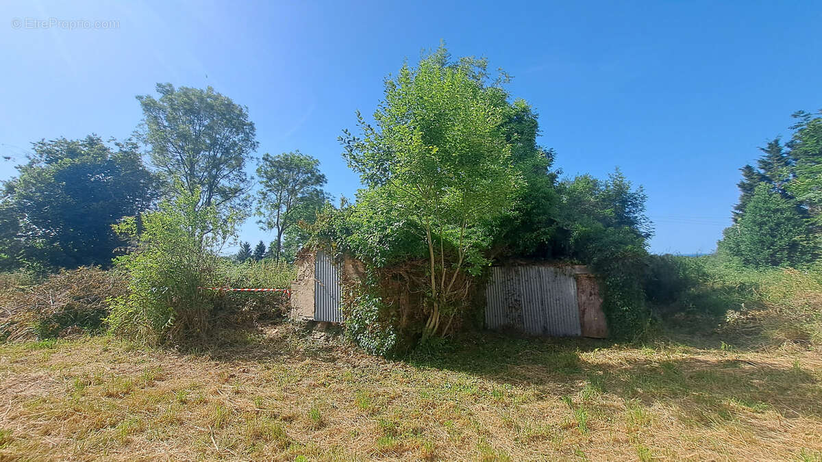 Maison à ESPINASSE