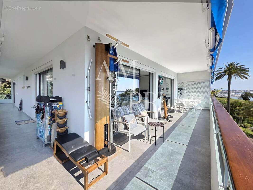 Appartement à CANNES