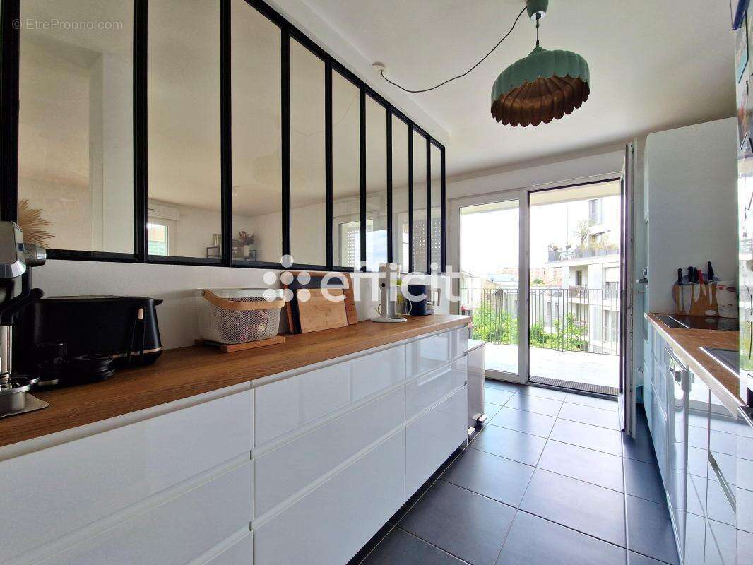 Appartement à ASNIERES-SUR-SEINE