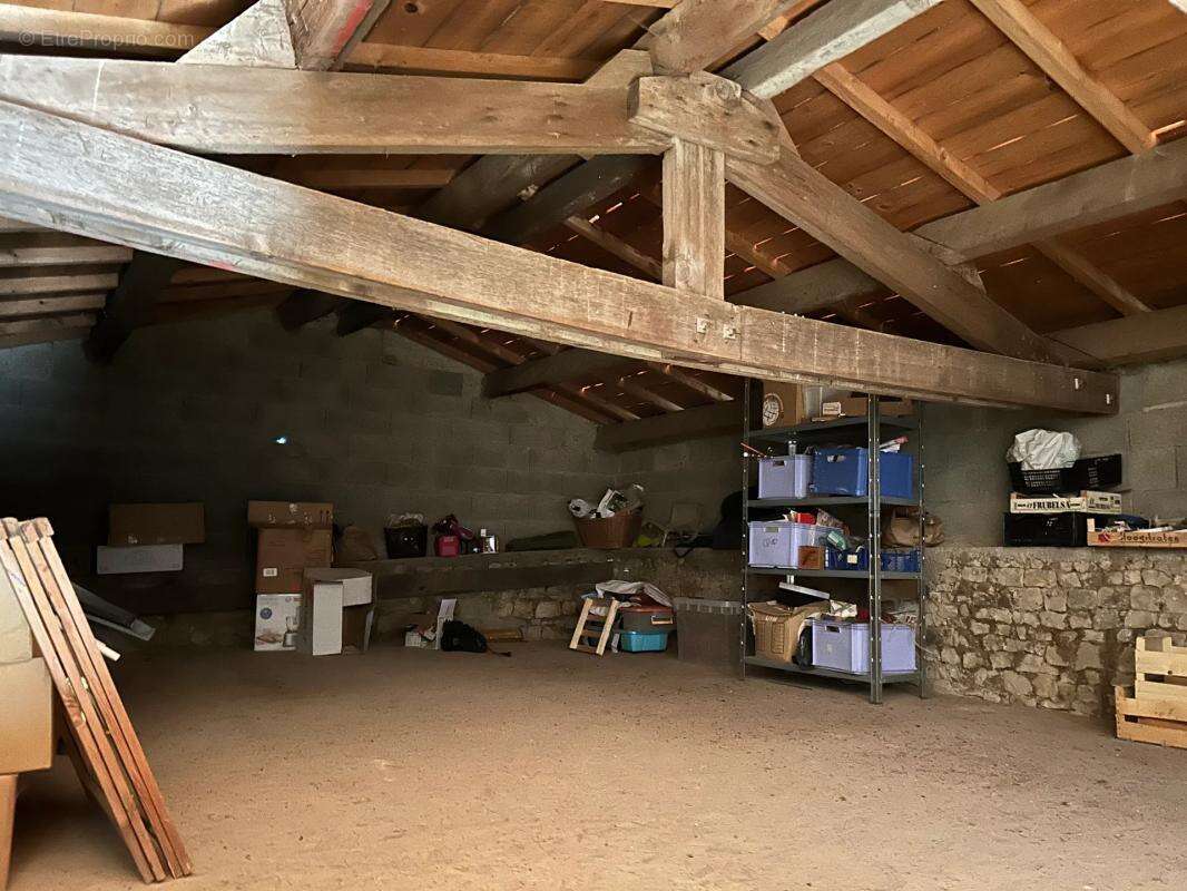 Maison à COULONGES-SUR-L'AUTIZE