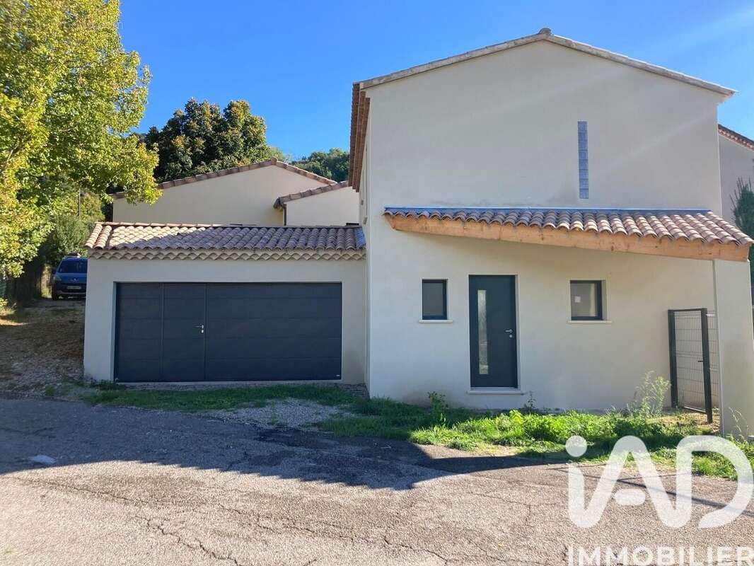 Photo 2 - Maison à ENTRECHAUX