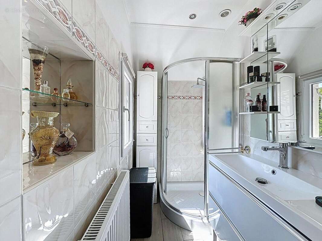 Photo 9 - Maison à VILLENEUVE-SAINT-GEORGES