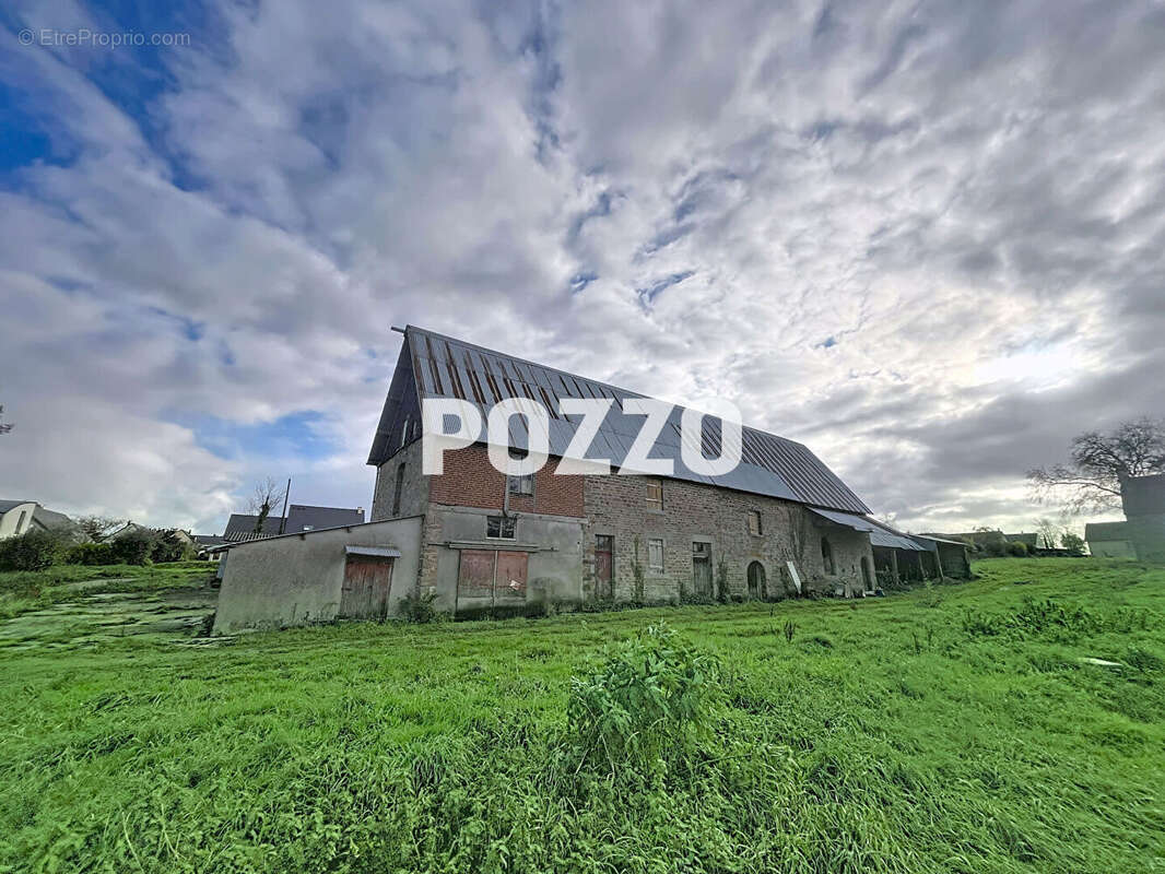 Maison à LE BENY-BOCAGE