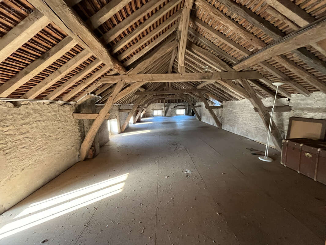 Autre à QUINCY-LE-VICOMTE