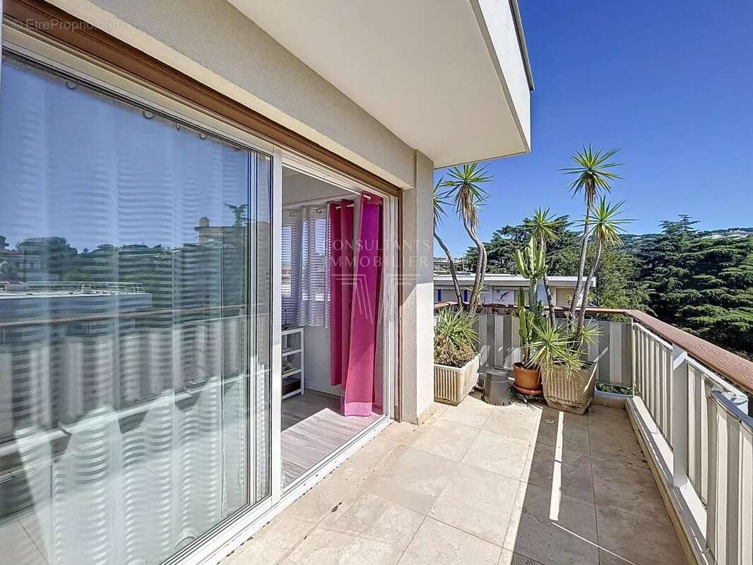 Appartement à CANNES