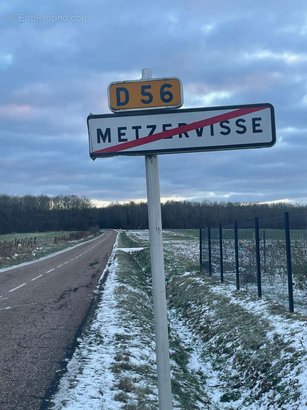 Terrain à METZERESCHE