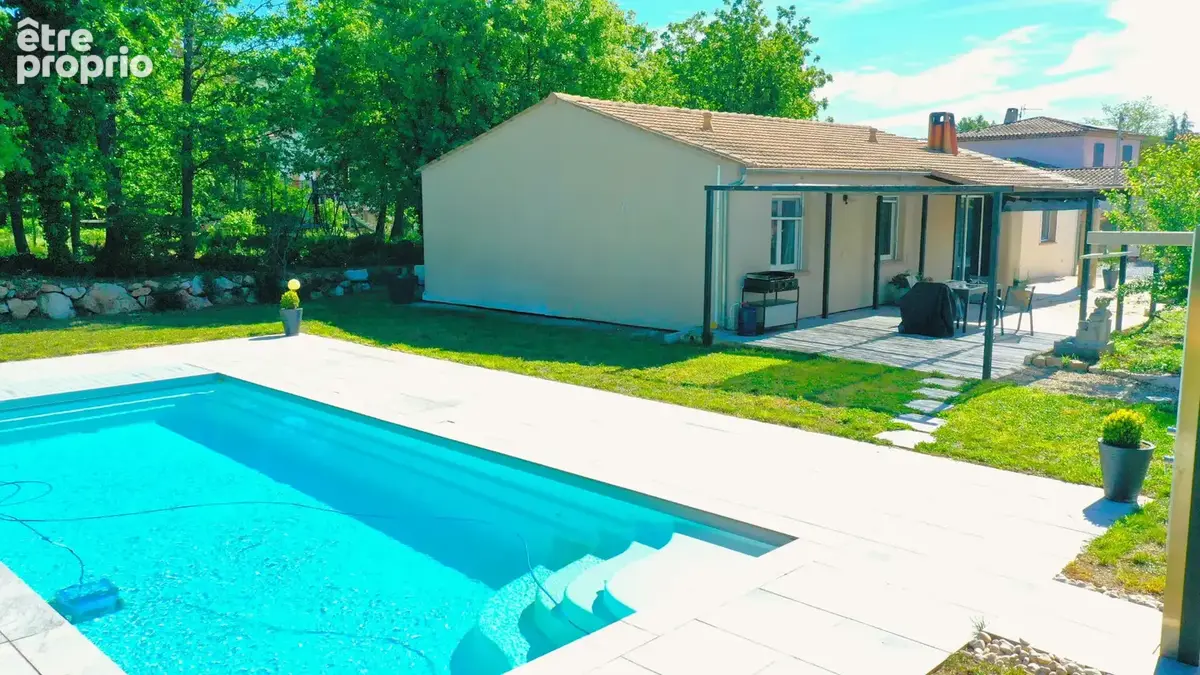 Maison Saint Cezaire Sur Siagne de 120 m² avec un terrain de 1606 m² avec piscine - photo 2