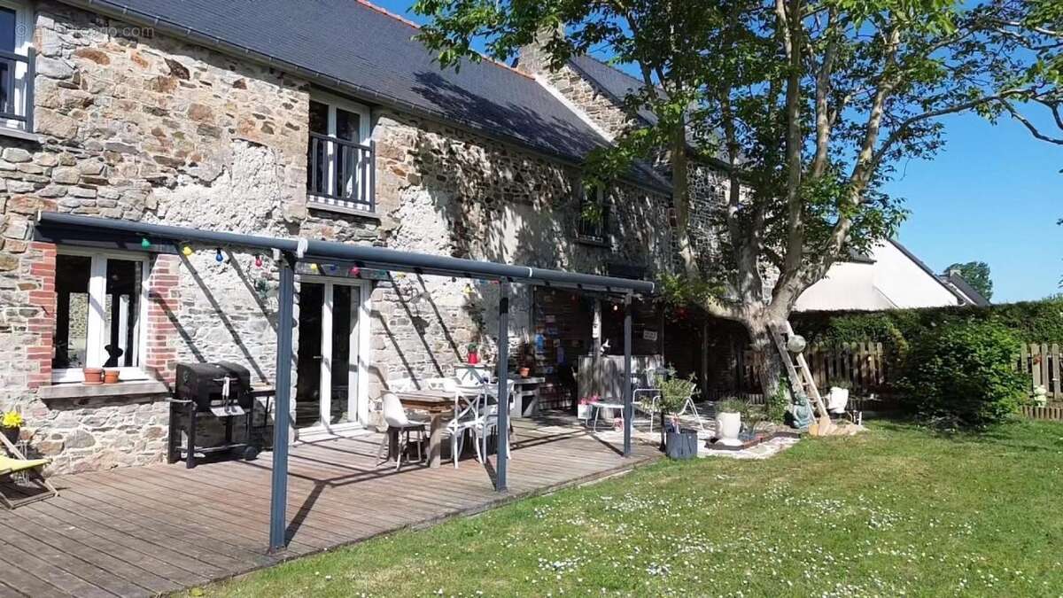 Maison à LA GOUESNIERE