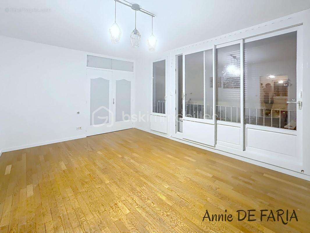 Appartement à ECHIROLLES