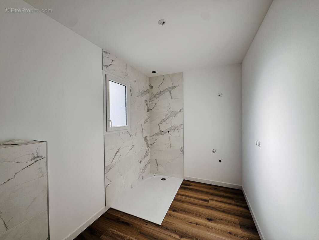 Maison à SAINT-GEOURS-DE-MAREMNE