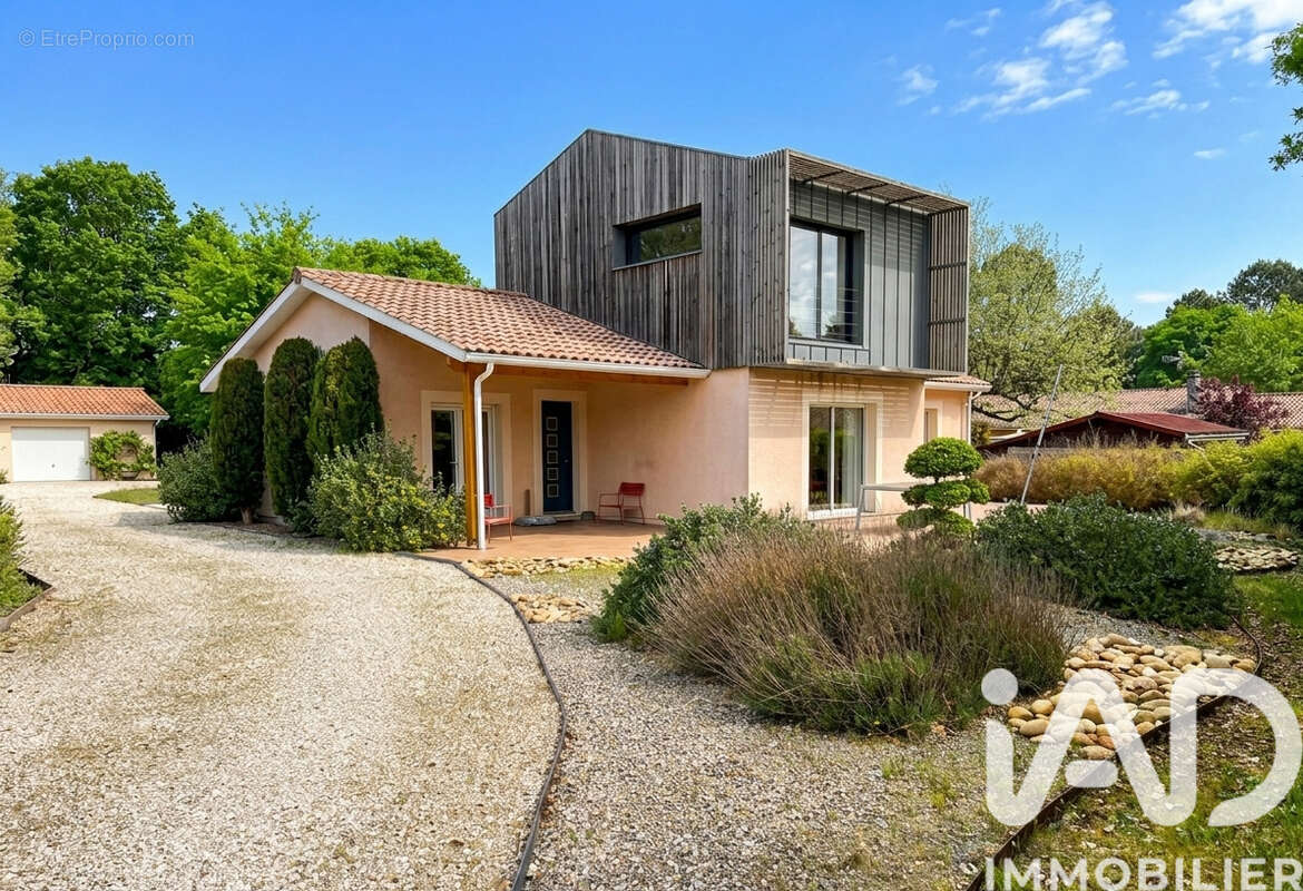 Photo 2 - Maison à LA BREDE