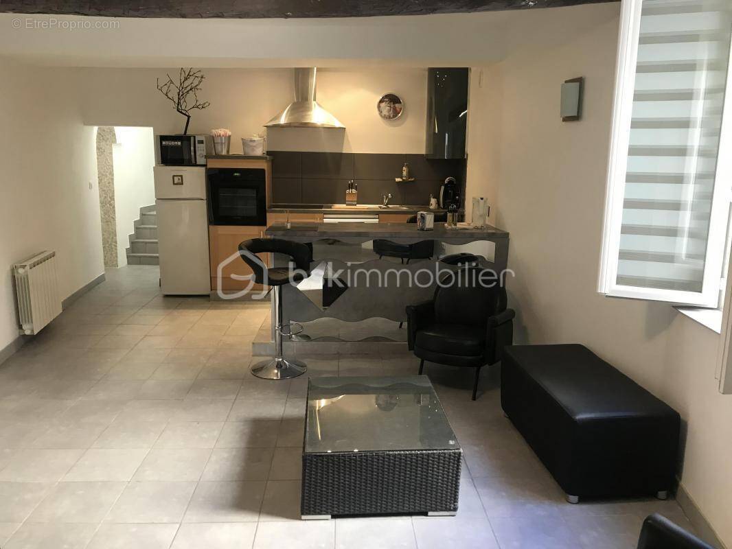 Appartement à FORCALQUIER