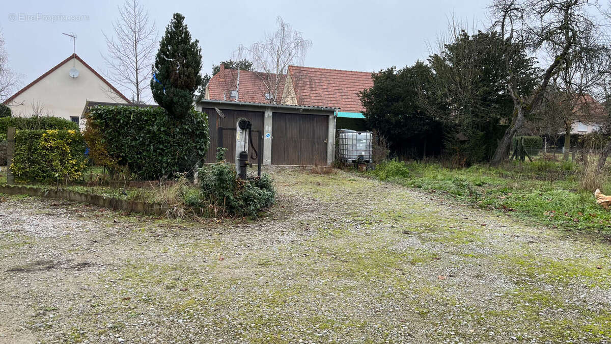 Appartement à YZEURE