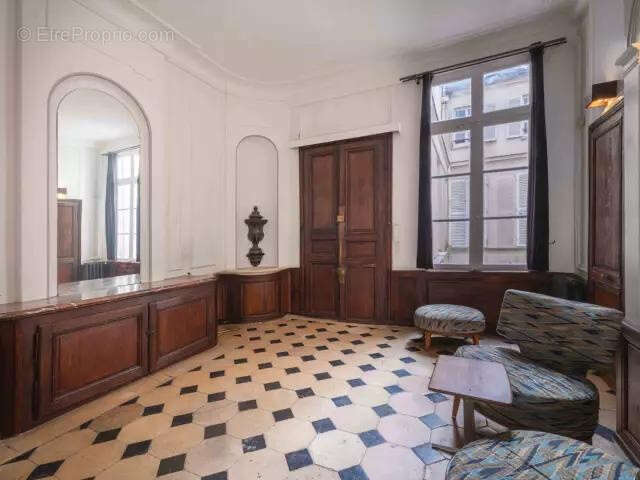 Appartement à PARIS-4E