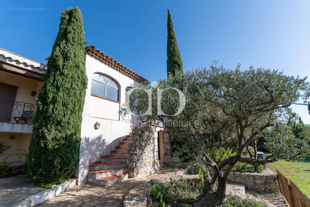 Maison à LA CADIERE-D&#039;AZUR