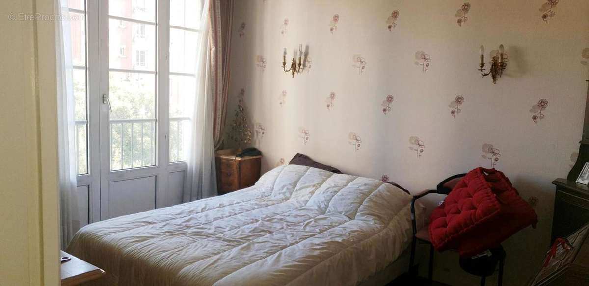 Appartement à PARIS-12E