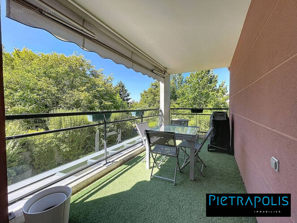 Appartement à SAINTE-FOY-LES-LYON