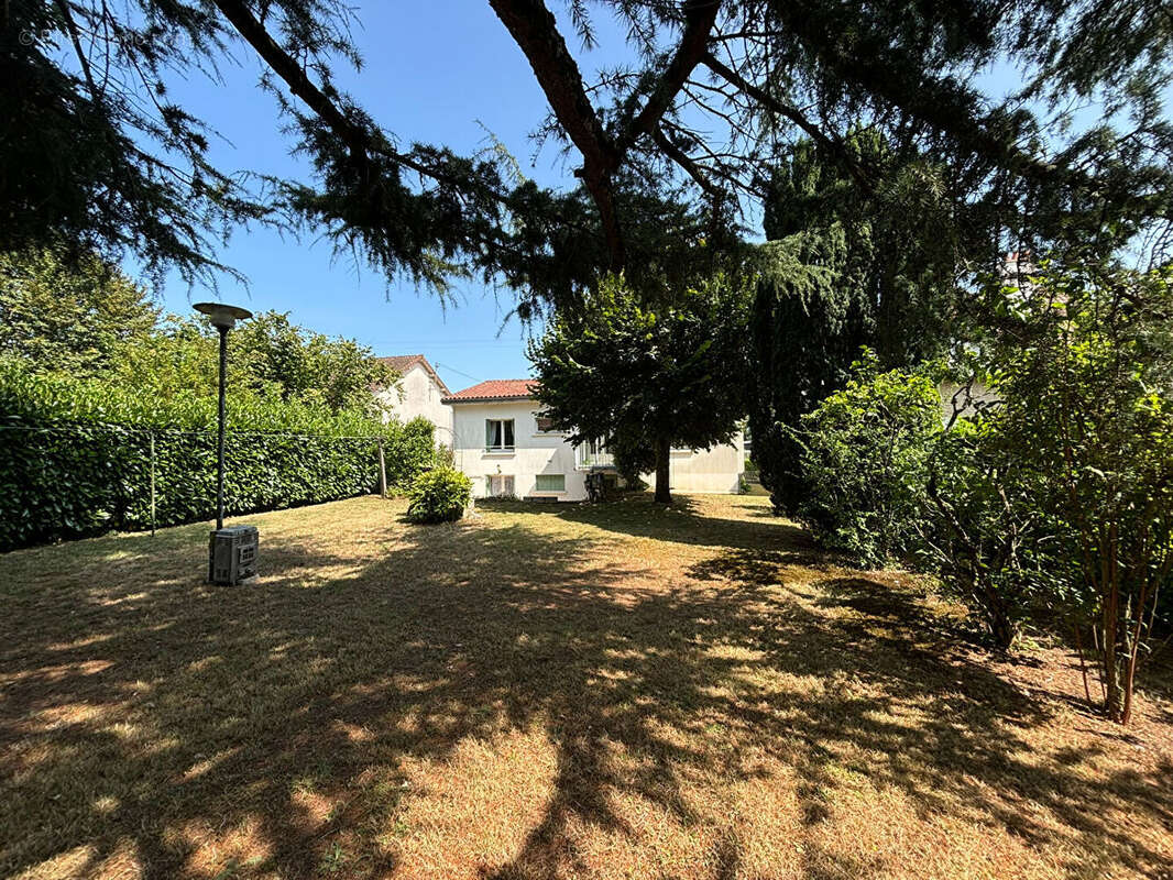 Maison 155m² à civray - photo 15