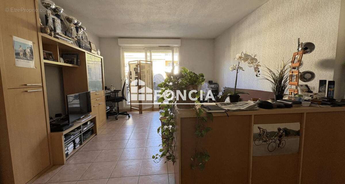 Appartement avec emplacement de parking  vendu loue - photo 2