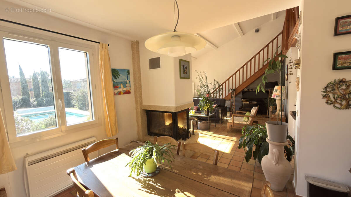 Maison à VENELLES
