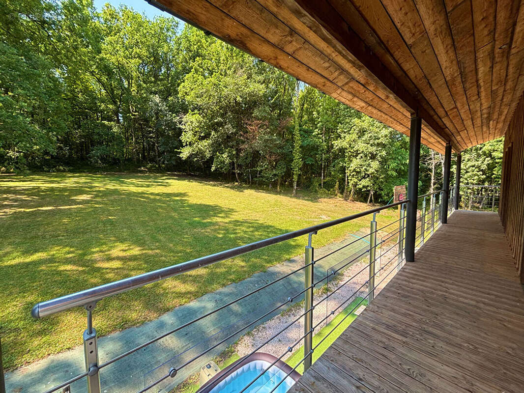 Maison contemporaine plain-pied 5 chambres 153.53 m2 - photo 16