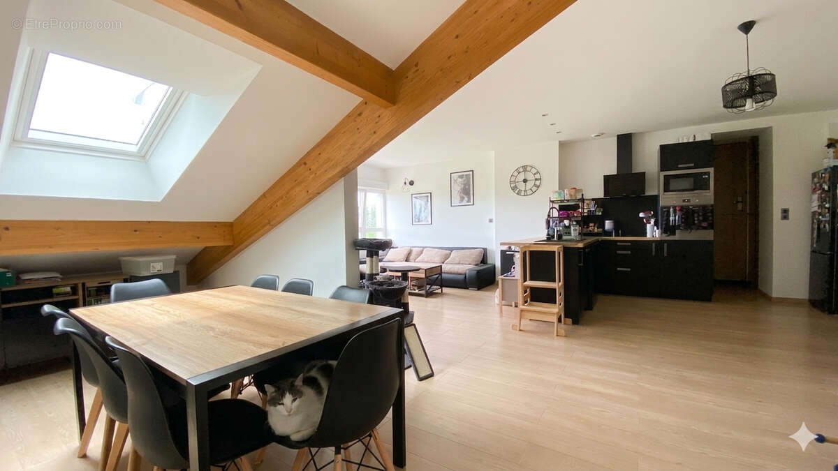 Appartement à BOUXIERES-AUX-DAMES