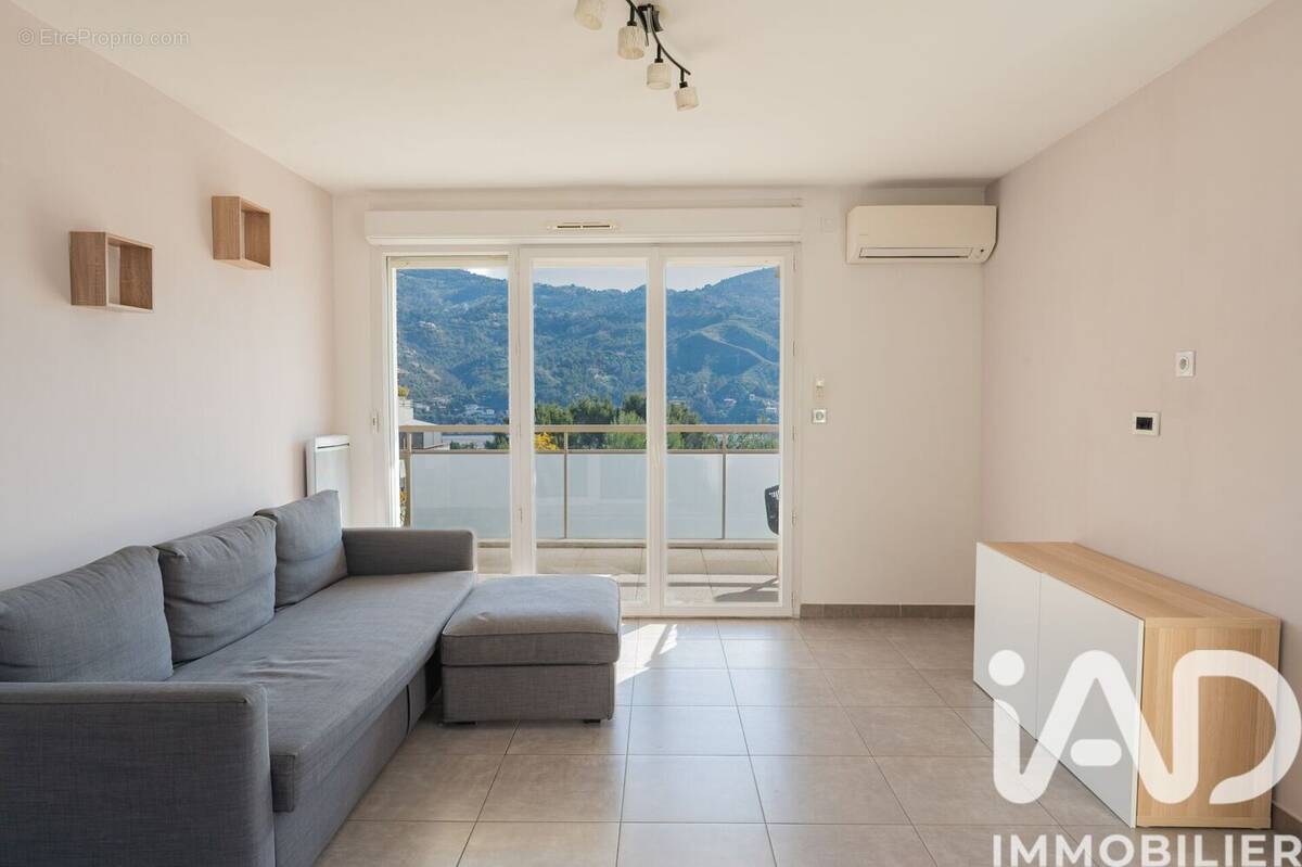 Photo 1 - Appartement à CARROS