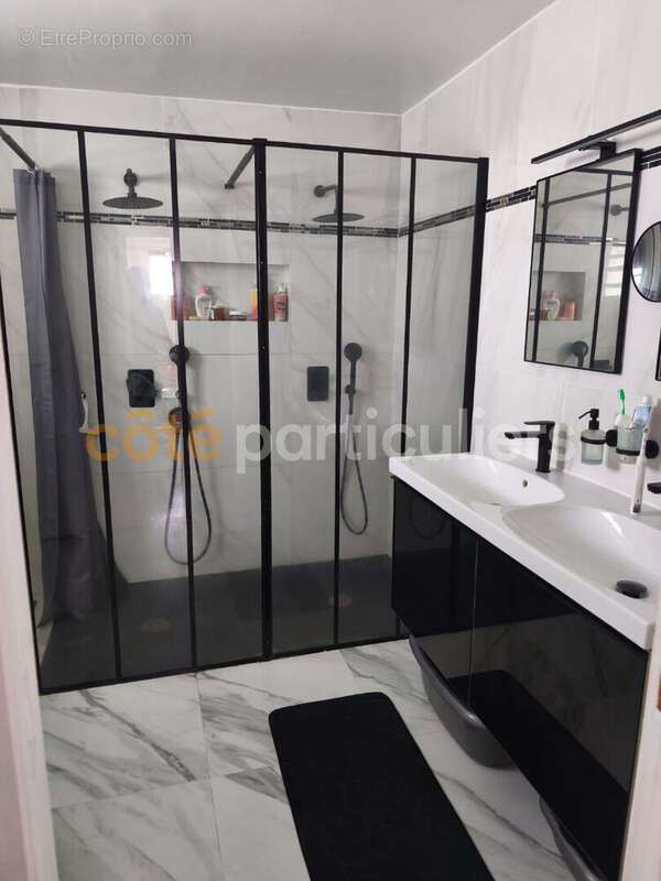 Maison à BAIE-MAHAULT